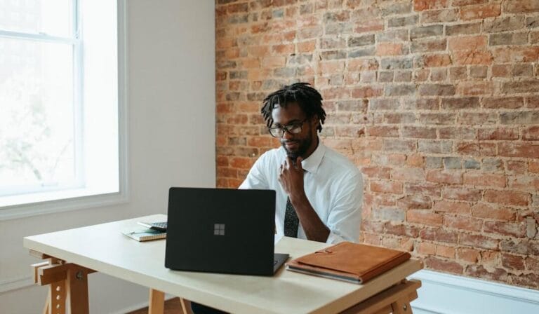 CEO Succession Crisis Escalates in the US